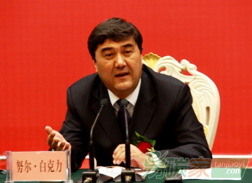 能源局長(zhǎng)努爾·白克力：2020年碳排放比05年降40%-50%