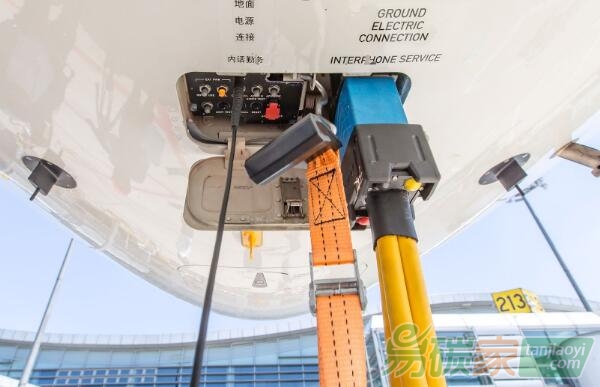 杭州機(jī)場橋載設(shè)備啟用